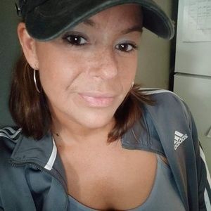 Meet your Posher, Jenn